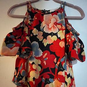 LOFT. Beautiful Loft top.